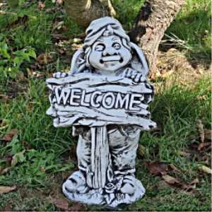 Figurka ogrodowa, betonowa TROLL WELCOME - T15