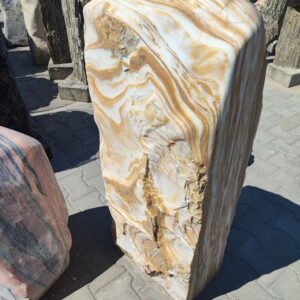 Monolit Riviera półpolerowany